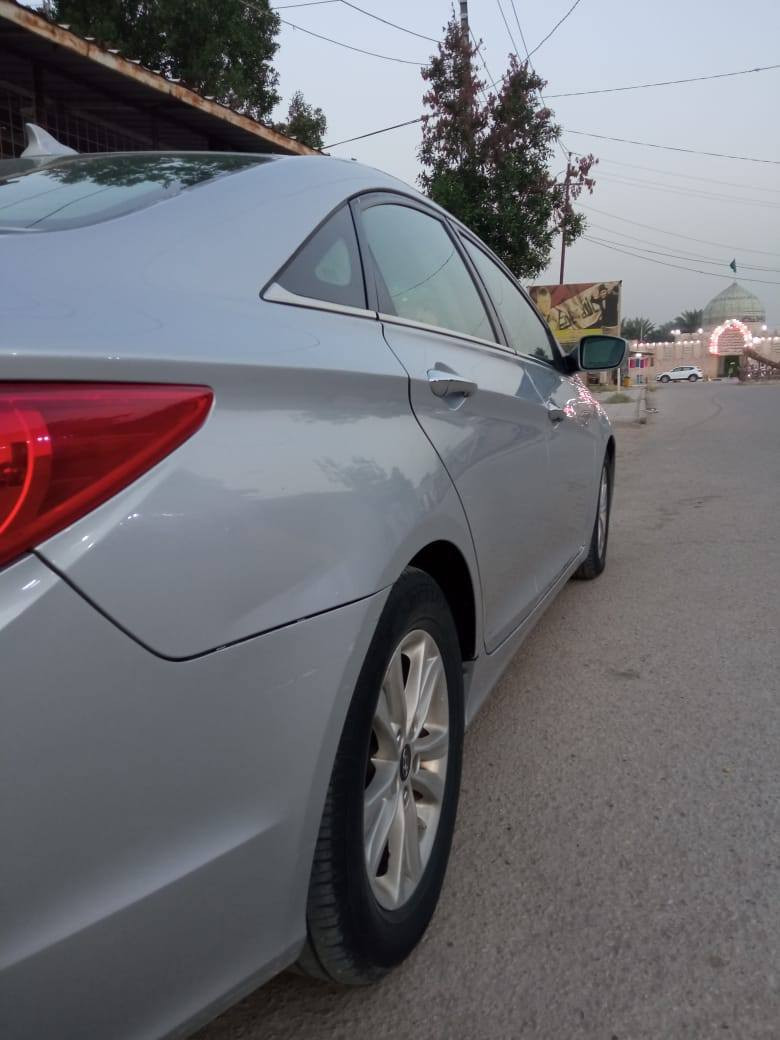 سلام عليكم سوناته للبيع موديل ٢٠١٣ حادثه جاملغين امامي أو بنيد بدون داخل أو الباقي مكفول مكينه كفاله أو الباقي كفاله السعر ١١٠ أو بيه مجال
0780 345 1869
