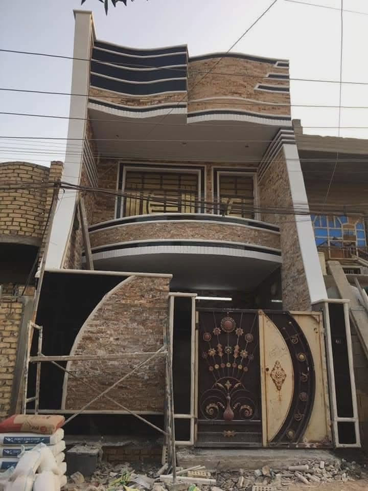 السلام عليكم لبخ وبايظ بيت لبخ وججهيات حجر فوم شغل درجه اولى لتزام بل موعد شغل نظيف وخير من الله *********** خادمكم حسن لباخ
