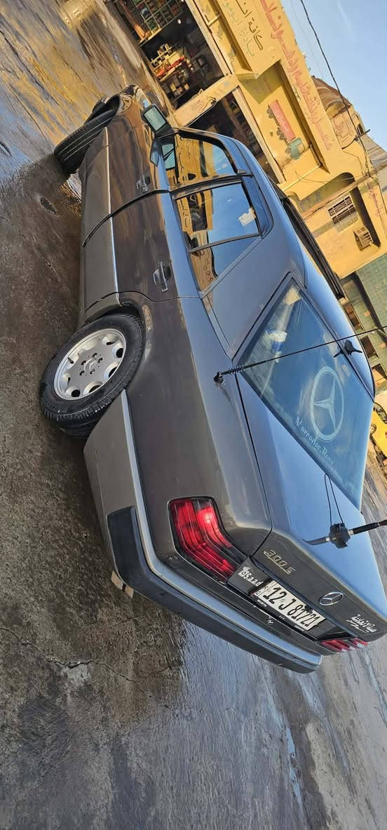 مارسدس موديل 93 سياره باسمي شرط وكالة وتحويل كابون بانزين 
مكينه وكير بطه مكينه وكير جديد سيارة مصبوغه حزام بدون ضرر جمالية سيارة جاهزة جديده 
السعر 58
***********
