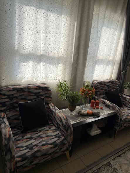 للبيع هذا التُخم قنفات والطبلات الثلاثية الّي بآخر صورة ويّاه
الرجلين ما بيهم ضرر
***********
