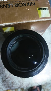 عدسه نيكون 70-300 للبيع نضافه 99%  الاستفسار والاتصال 07827873152