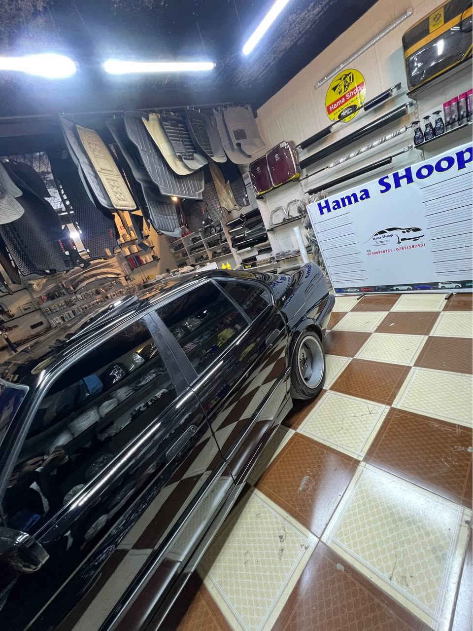 سه ره تا به ناوي خوا 
بؤ فرؤشتن 
bmw  منفيست ئه وروپي
مؤديل1995
فول فول قه پات مواسه فات
525iتؤماتيك
سلايت
كوشن جلد
كوشن هيتر
ده بل ئيرباگ
ده بل چه كمه جه
absبه شه رت
ته له فؤن
ته بريد ساردوو گه رم به شه رت
له سه ر ده قي شه ريكه هه مووگياني ئيش ده كات
دينار مه سره في نيه 
خايسي نيه لئدراوي نيه
به شه رتي هه مووگياني  له سه ر بيلادي ئيش كات
شوختي نيه قه پو چالي نيه
له ماله كه بئ منه تم به س لئخوريني ئه وئ 
سعري ٥٥ معامه له ي برايانه
شوئن سؤران
ژماره *********** أربيل, العراق
