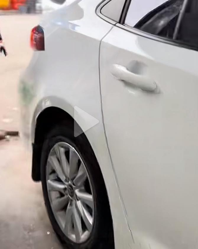 سلام عليكم وياله وتايرات مال كورلا شكل لخليجي لل بيع 350 وبيهن مجال حجم 16 تايرات زوج نضاف وزوج نص عمر مكاني بغداد 

***********
