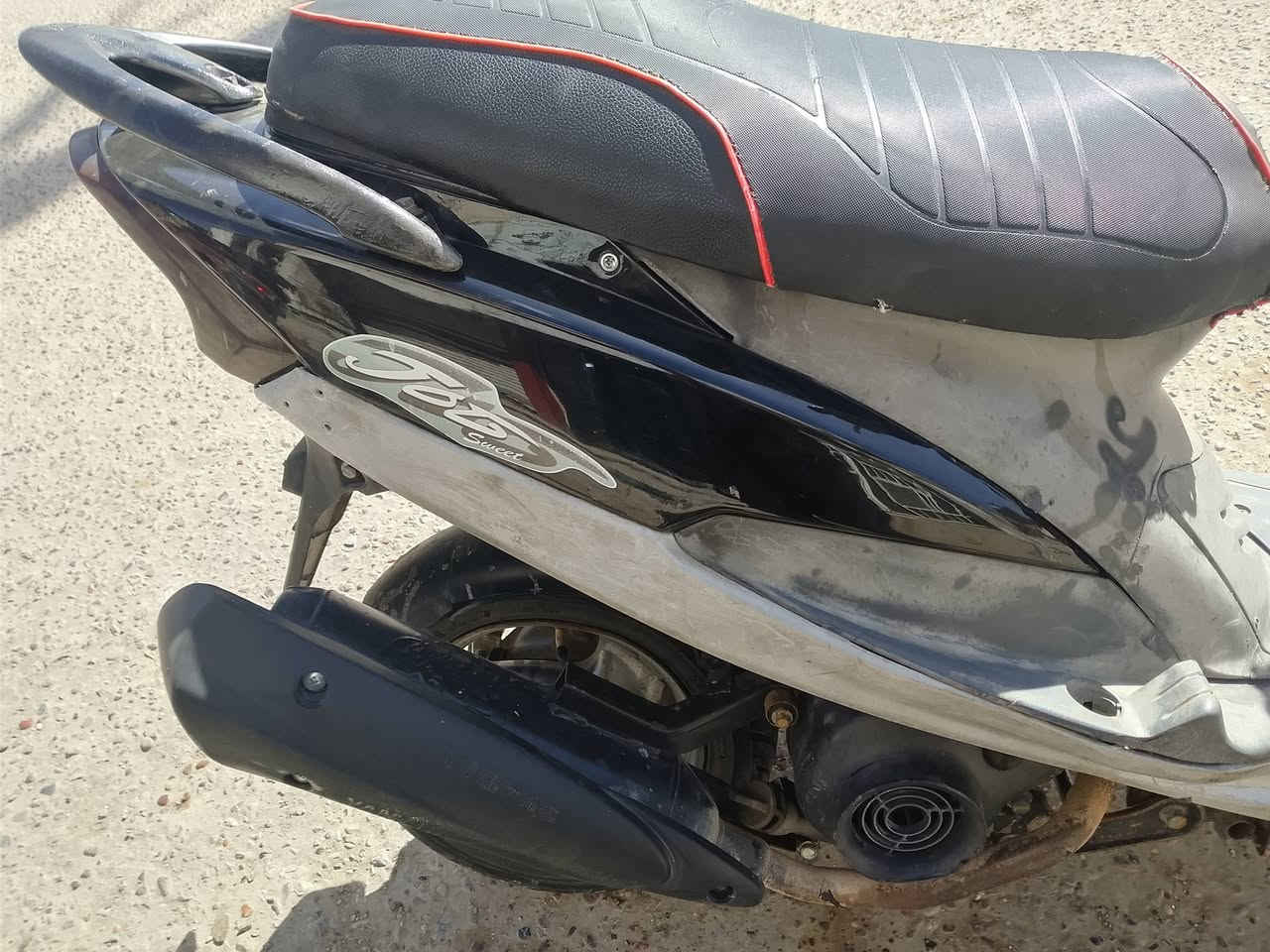 سلام عليكم ماكس البيع سعر 350 بيهة مجال شراي تصل مكان غزالية *********** ***********
