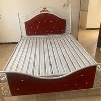 سرير نفرين • حديد قوي • بغداد