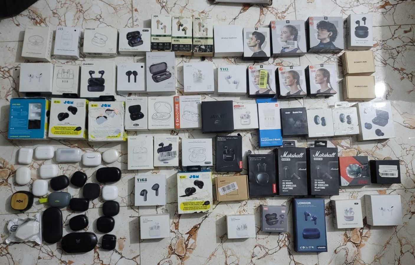 السلام عليكم شلعه ايربودات نظام البيع فحم أكثرهم مفحوص يشتغل تك شلع قطعتين ب 5 اكثر من 80 قطعه متوفر توصيل بغداد محافظات


**إذا كنت صاحب هذا الإعلان وتريد حذفه لأي سبب، رجاءا أرسل رسالة إلى الدعم الفني**