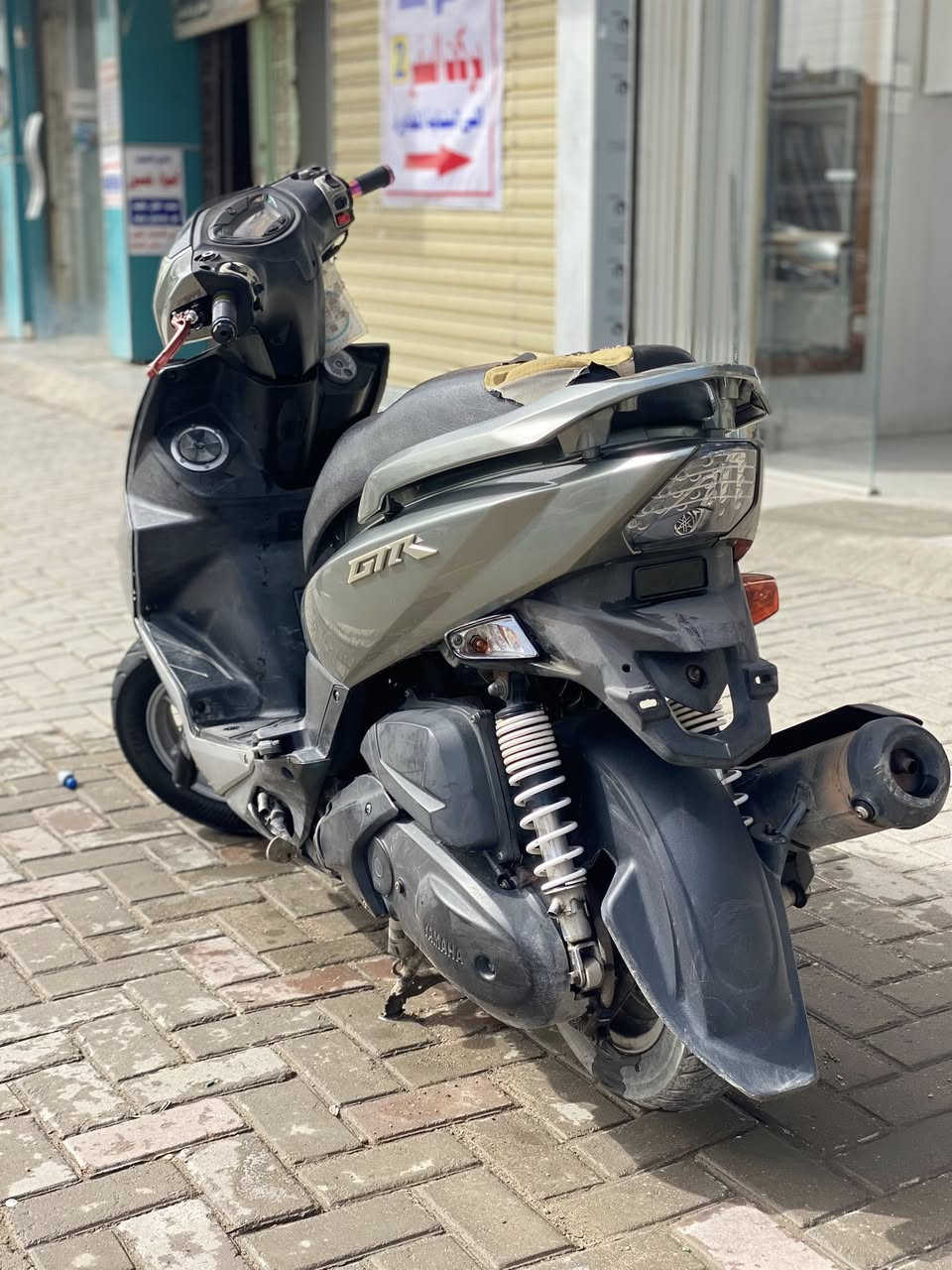 سلام عليكم دراجه جيتي ار لبيع برغي ممفتوح كفاله عامه من مكينه الكفر بس عيبهه كفر بي شويه شخوط كفاله عامه دراجه ماخده من معرض يوسف جويه قبل 6اشهر مديل 2009ماخذه مليون 200. رايدهه 900 وبيهه مجال قليل رقم بس وتساب بي *********** تصل وتساب،
