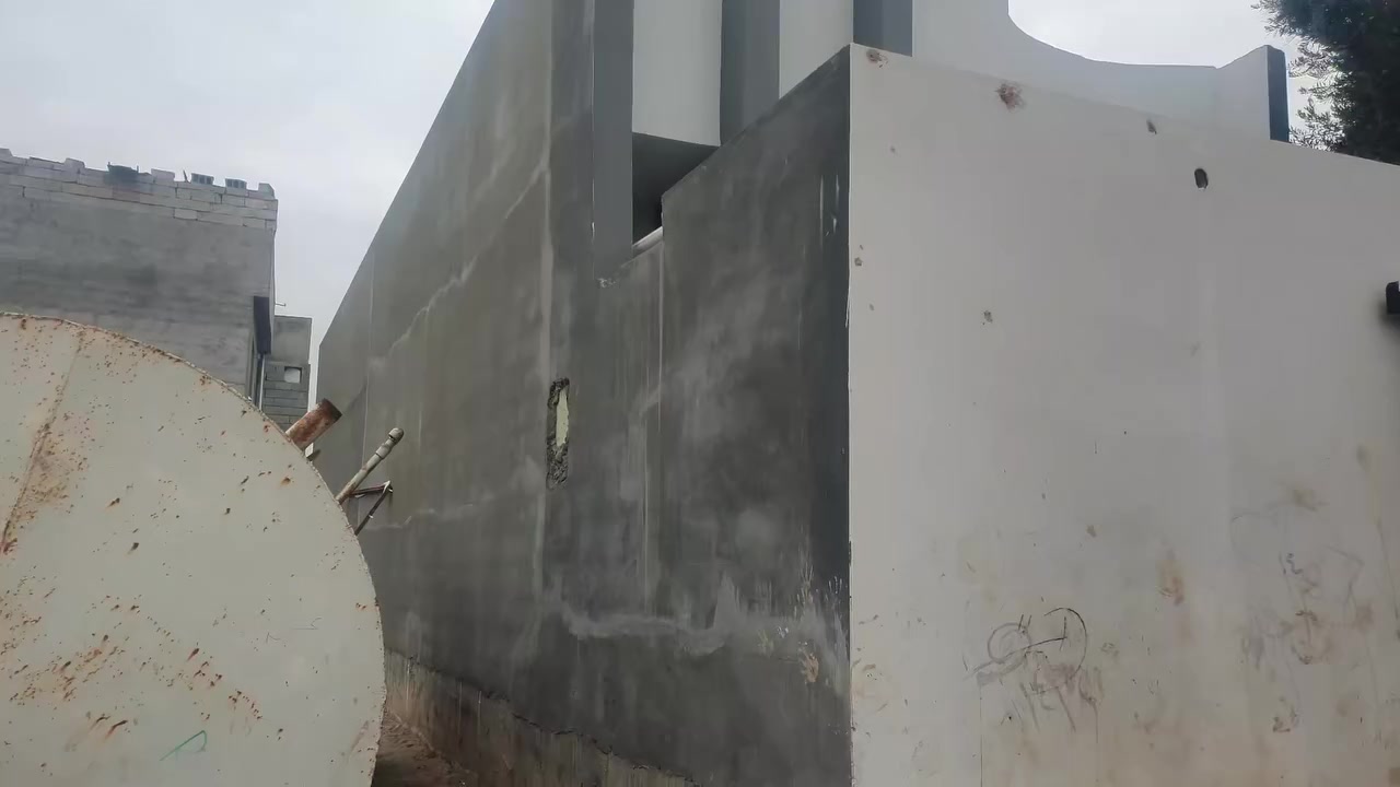 دار للبيع 2025 وجه 6 نزال 20 يتكون من  غرفة، صحيات، صالة، مطبخ،  استقبال موقع الدار كاطون الرحمه منطقة 7 تالاف مقابيل محلات ابو رافد
للاستفسار ***********
