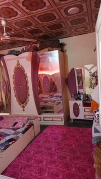 بيت للإيجار • حي الجامعة • غرفة وصالة