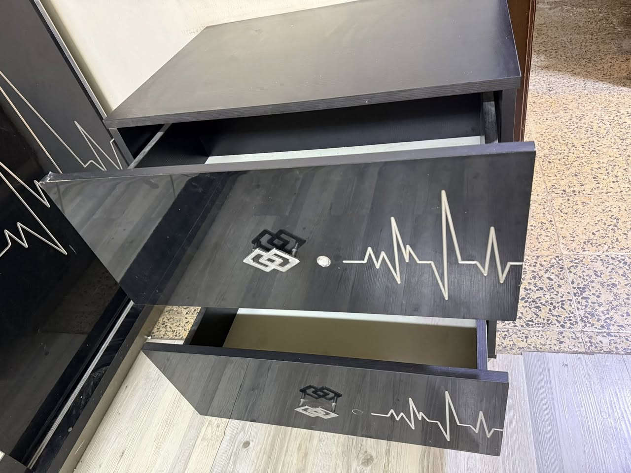 غرف نوم تركي ثقيل
السعر خاص 
السيديه 
***********
