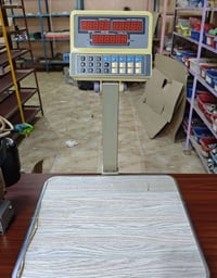 غراض مستعملة للبيع / 07703341592 #مكلف_بالنشر  ميزان كبير 35000 الف  ت...