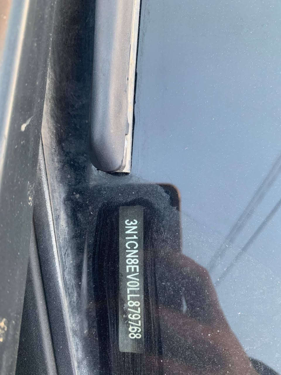 نیسان ڤێڕسا 
مۆدیل 2020 _ SV 
سێ پارچەی پێشی سبوغ 
لایەک بەتانەی هەیتی 
ئێڕباگ سوکان دەشبول 
ڕەقەم هەولێر سەنەوی 2028
ڕۆیشتن /120 km 

نرخ /  109  ورقە
شوێن / هەولێر
*********** واتساب
*********** واتساب أربيل, العراق
