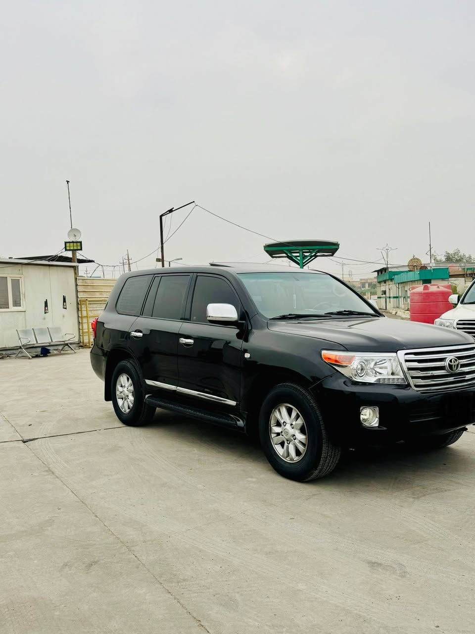 *********** رقم صاحب السياره.يالله ادوات ادوات ادوات  لاند كروز 2011  خليجي حاوية بدون كص بدون فتح جاهزة من كلشي ع وضع الشركه السياره دخول جديد مكينة ( 8V )سلندر سيارة   بنزين بنزين   بريم تاير جديدة  تريك ناشف  من حدادة من نعومة تعهد من السرقة والعشائر والكص سعر 160
