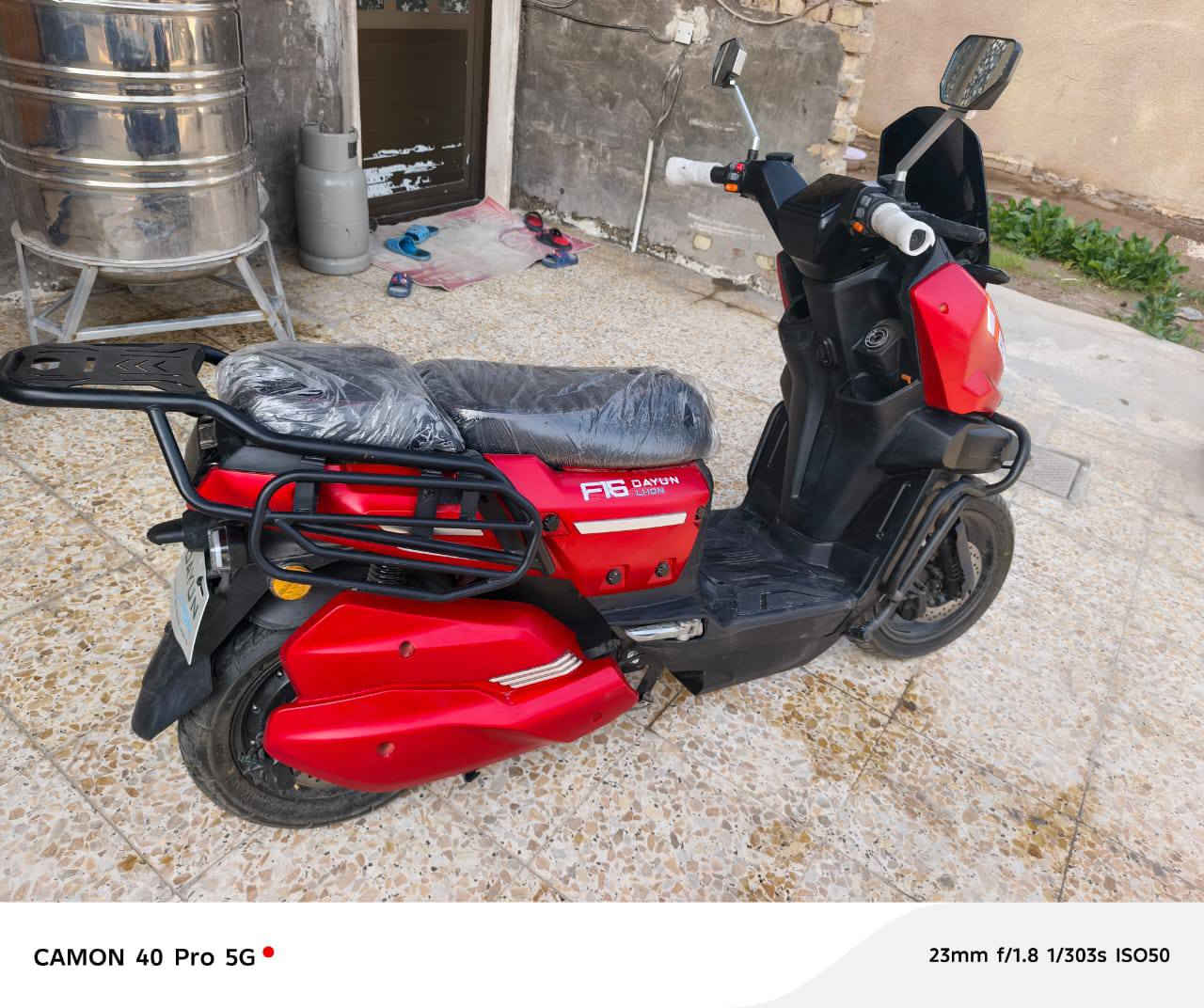 دراجة شحن زيرو جديدة بطارية حجم كبير جدا بسعر مليون و ٤٠٠ الاتصال على الرقم *********** المكان الدورة
