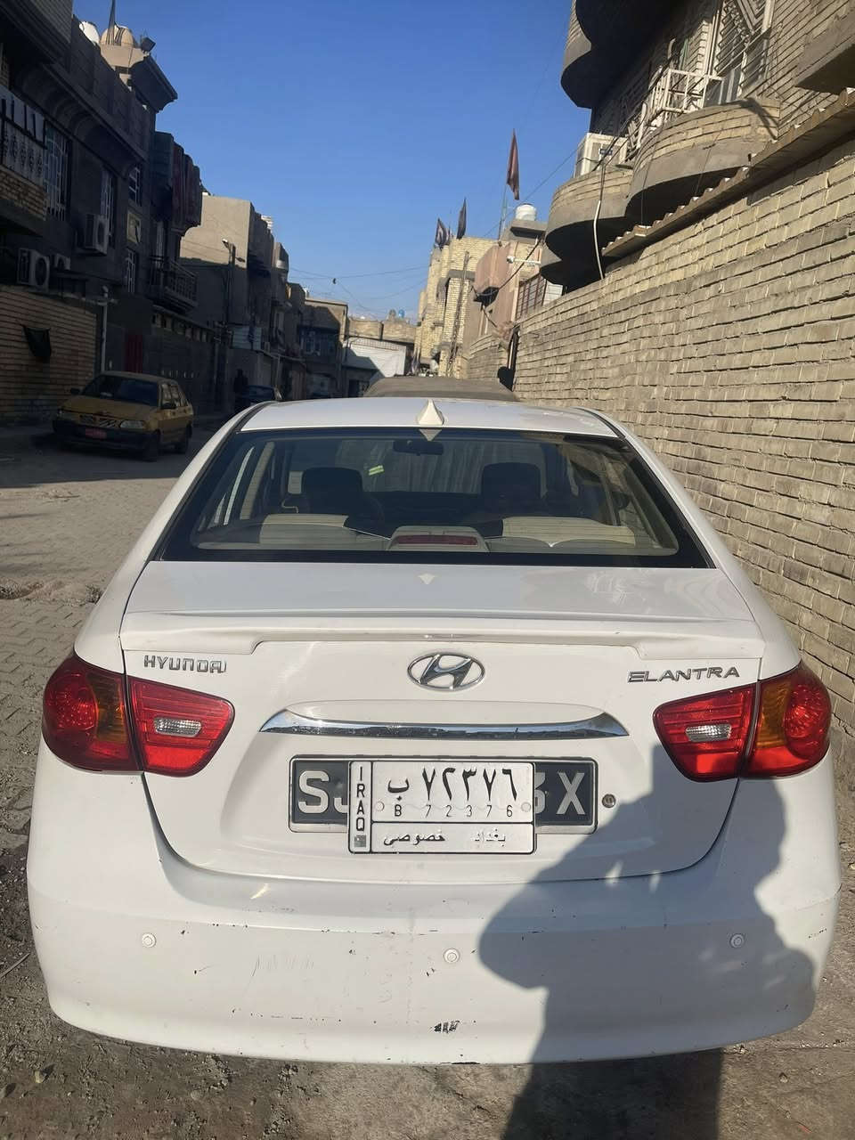 سلام عليكم
النترا موديل 2011 خليجي 
مثل ما موضح كدامكم السونار 
ماشيه 143 ، تخم تاير استخدام شهرين ، صدر امامي وخلفي جديد ، تبريد جديد 

السعر ١٠٠ وبيه مجال قليل 
مكاني بغداد ، مدينة الصدر
للاتصال ***********
