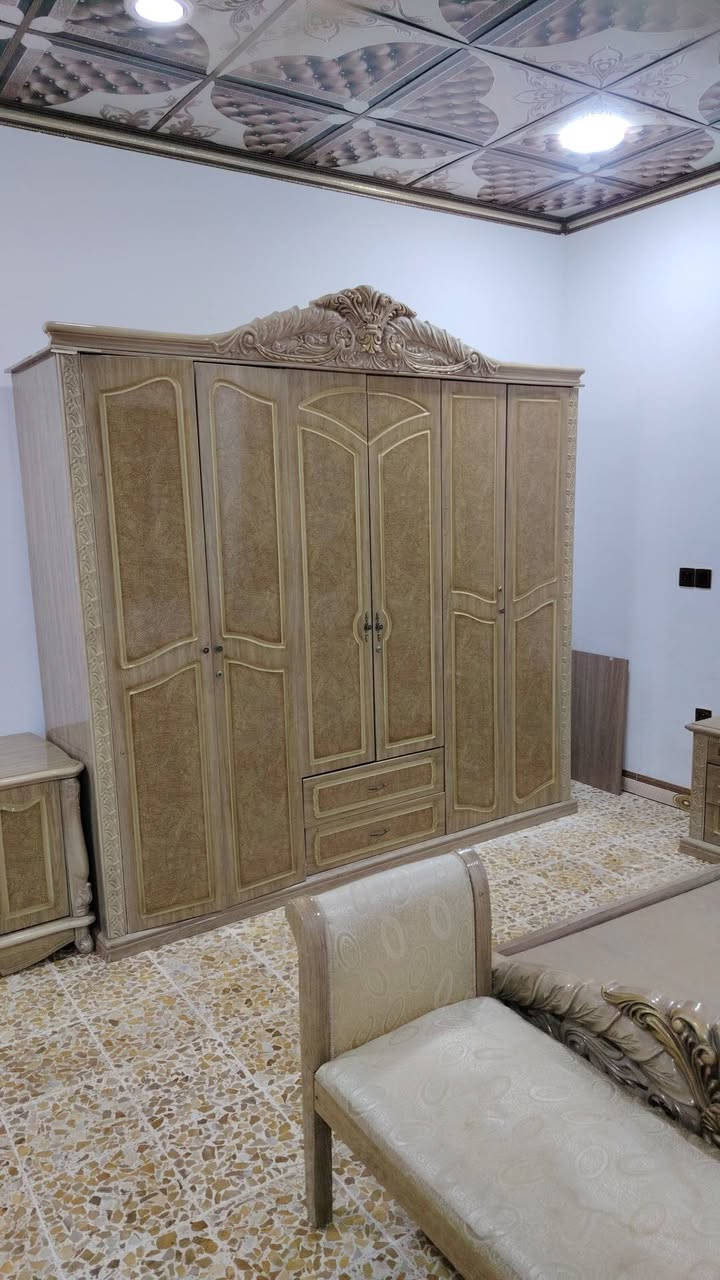 غرفه نوم تركي للبيع سعر 500 الف حي المثنى *********** أو ***********
