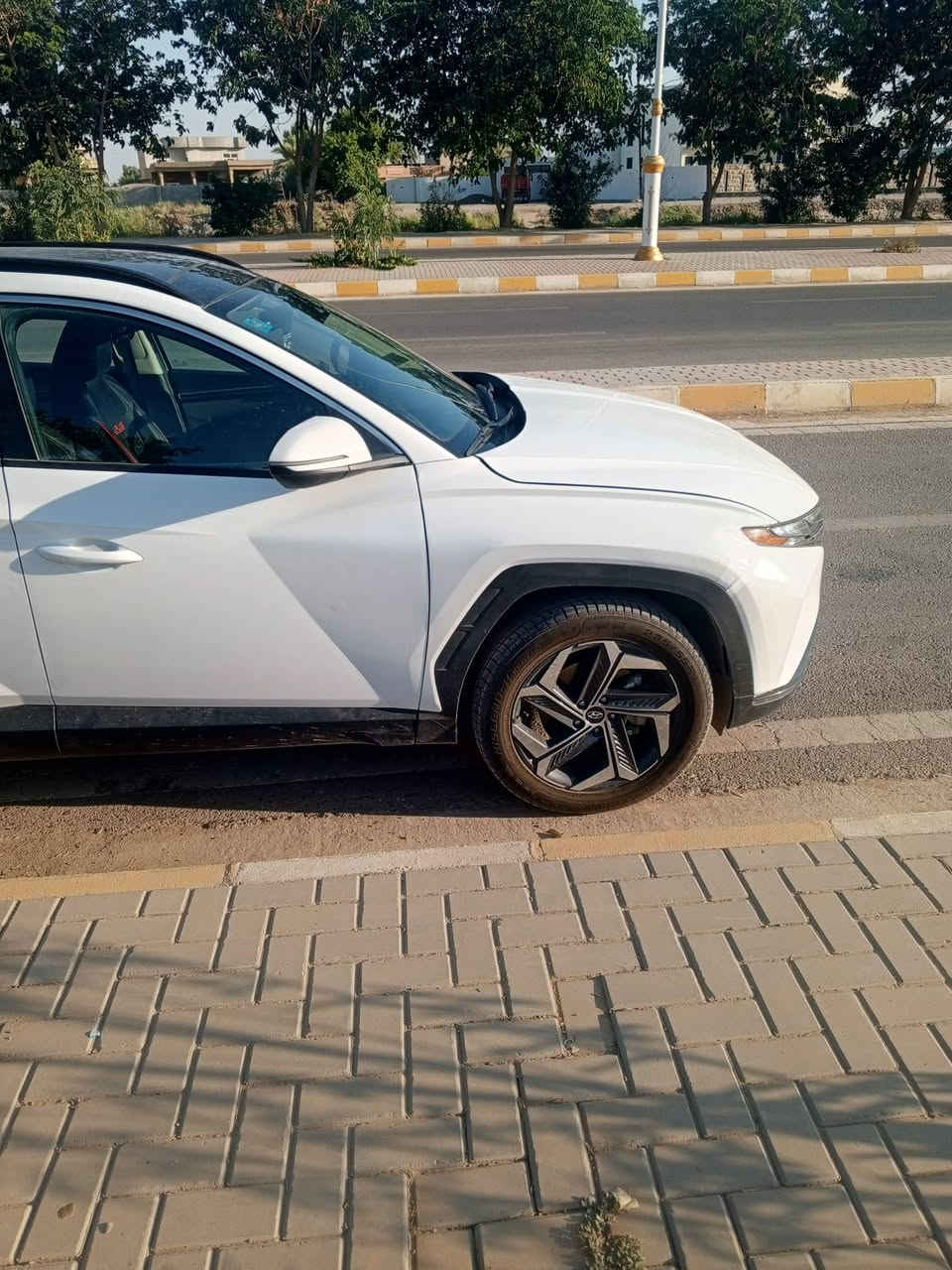 يا الله
توسان 2022  ابيض هايبرد تبديل بطاريه مال شركه موسسه يعني فول واحد علا واحد بني رامه
بيه قطعتين وحده كلير وحده صبق
محرك : 2500 
عداد مشي : 100 الف

مواصفات :
بصمة 
تشغيل عن بعد 
بصمة ابواب 
لد امامي خلفي 
اشاير مري 
نقط عمياء 
رادار امامي خلفي وجانبي 
قطعتين تبريد 
منافذ شحن خلفية 
ويل 18 كروم 
كشن كهرباء 
تدفئة كشنات 
سايد بريك اوتو دكمه 
اوتو هولد 
قفل اكسل نزول منحدرات 
اطفاء ذاتي اقتصادي عند التوقف 
مود درايف متعدد 
شاشه تدعم خرائط 
كامره رادار 
كامره خلفيه 
فول تحكم ستيرن 
فول قياده ذاتيه 

مرقم صلاح الدين مشروع وطني وين يعجبك اتحول

العنوان : صلاح الدين بلد
السعر  ماكو هيج سعر بلعراق 145 وبيه مجال
استفسار : *********** وتساب***********
