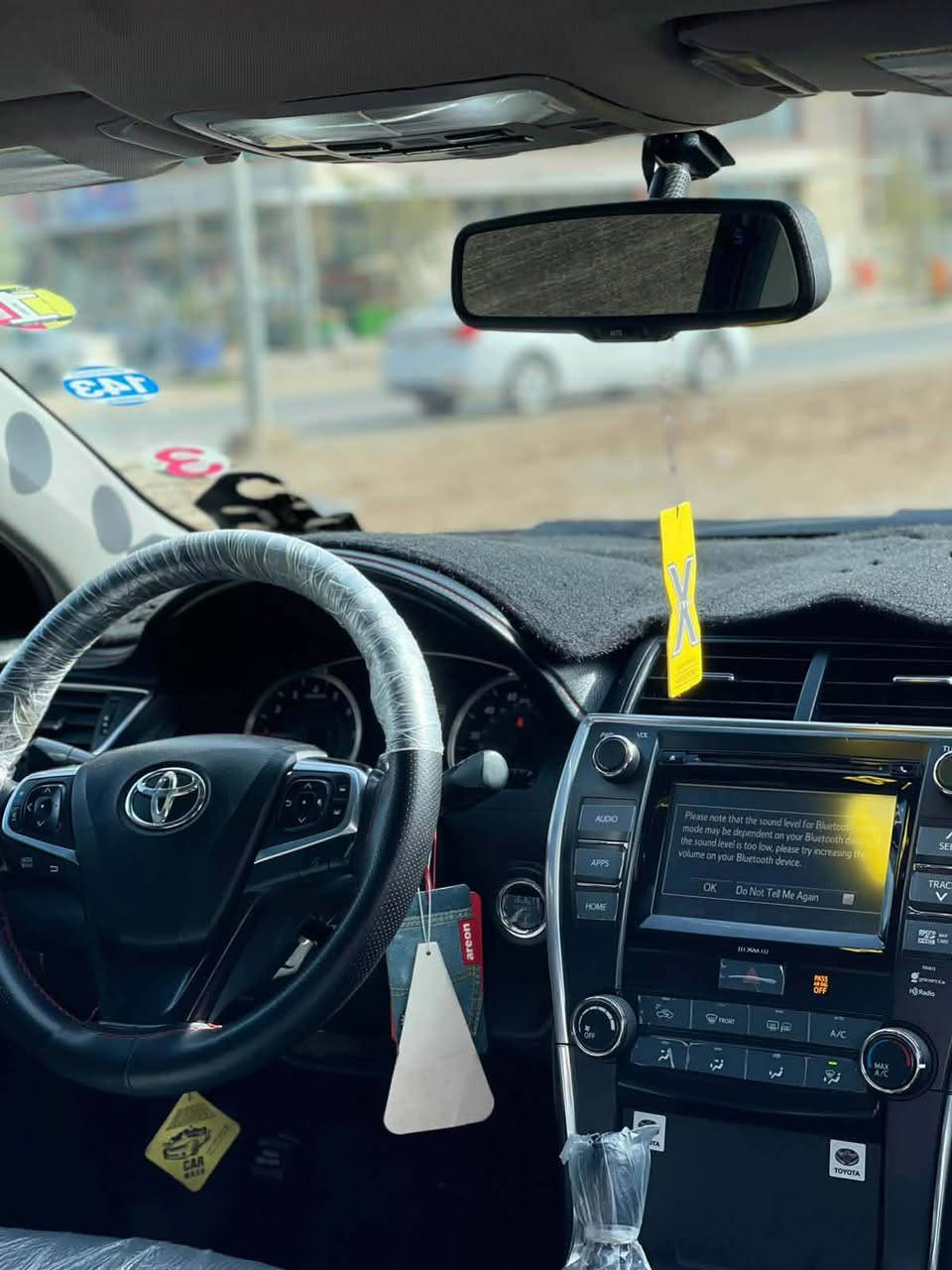 تويتا كاميري موديل 2016. XSE
مواصفات فول فول ( شاشه گه وره  -ته بريد مه ركه زي - سلايت -بصمە-تحدید سرعة)
گير و مه كينه به شه رت سياره كه هه موو شتيكي به شه رت
ڕەقەم و سەنەوی و ژینگەی نوێیە
ئێڕباگ نەتەقیە بەشەرت پێشی کەپسە
8 پارچەی بۆیاغه بێ لێدران
129 میل ڕۆیشتووە
رقم الشاصي: 4T1BF1FK7GU513055
نرخ :128
ژ.م:*********** أربيل, العراق
