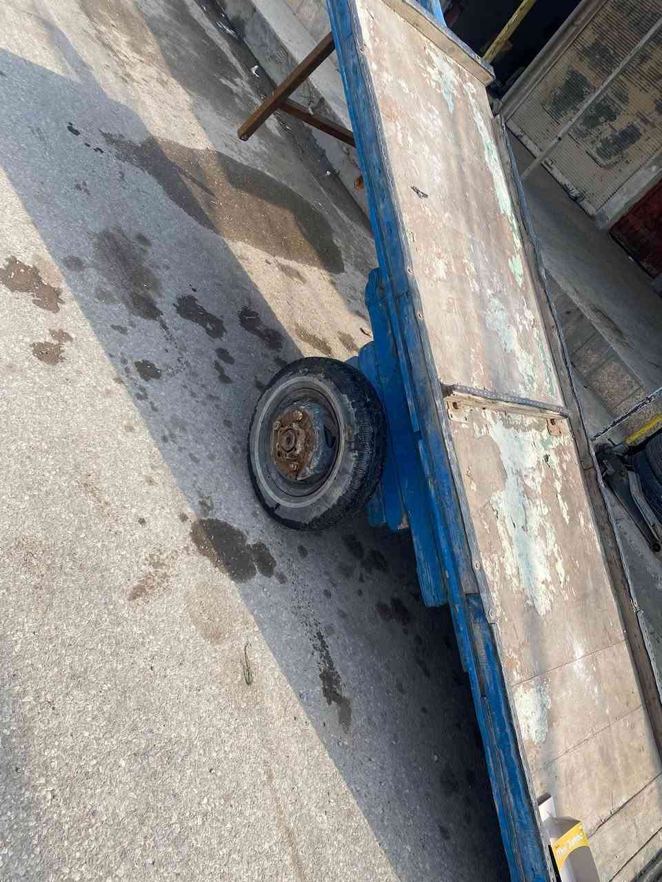 السعر ١٠٠ ***********
