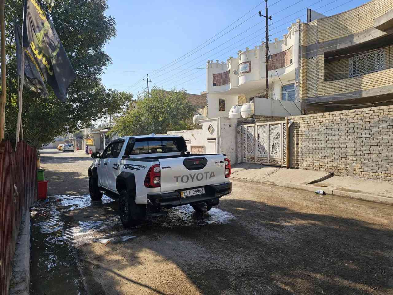 سلام عليكم عندي سياره البيع بيكم جي ار نفخ موديل 2024 رقم بغداد دولي مكفوله عامه سياره جديده وحلوه كير وتماتيك ماشي 40 الف عنوان بغداد ولشراي يتصل عل رقم ***********
