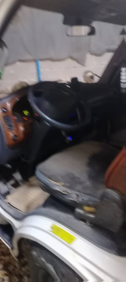 كيا حمل ٢٧٠٠ موديل ٢٠٠٩  كفاله عامه محرك لاتنقيص ولاتبخير
شاصي كير كفاله.   بغداد مدينه الصدر ***********
السعر ٩٣ وبيه مجال.   السياره ب اسمي
