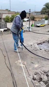 للتفليش الدور والمباني القديمه ورفع الانقاض وتعديل الارضيه ٠٧٧١٠٢٠٥٠٦٣...