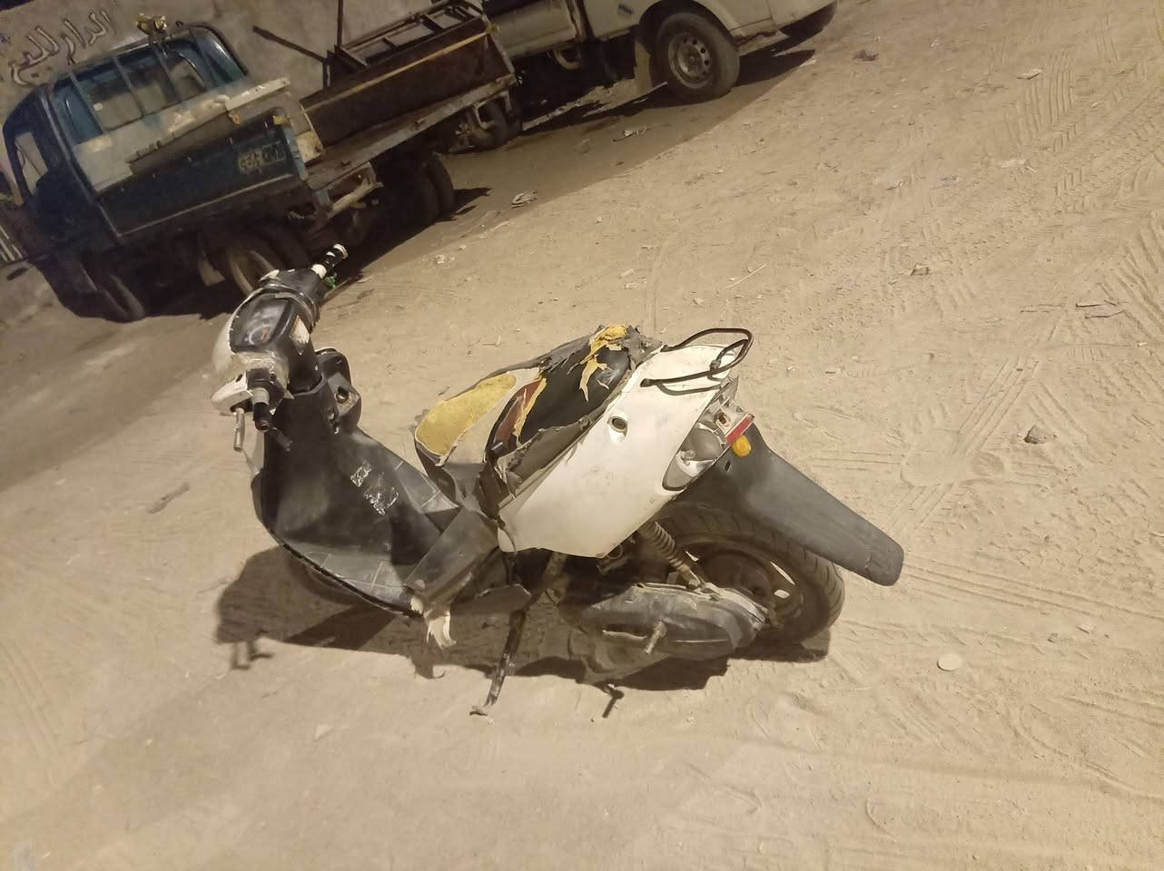 السلام عليكم دراجه للبيع سوسوكي خفاش السعر 125وبيها مجال مكاني بصره والخصيب مهجران قرب مدرسه الشمس حياكم الله *********** هذا رقمي
