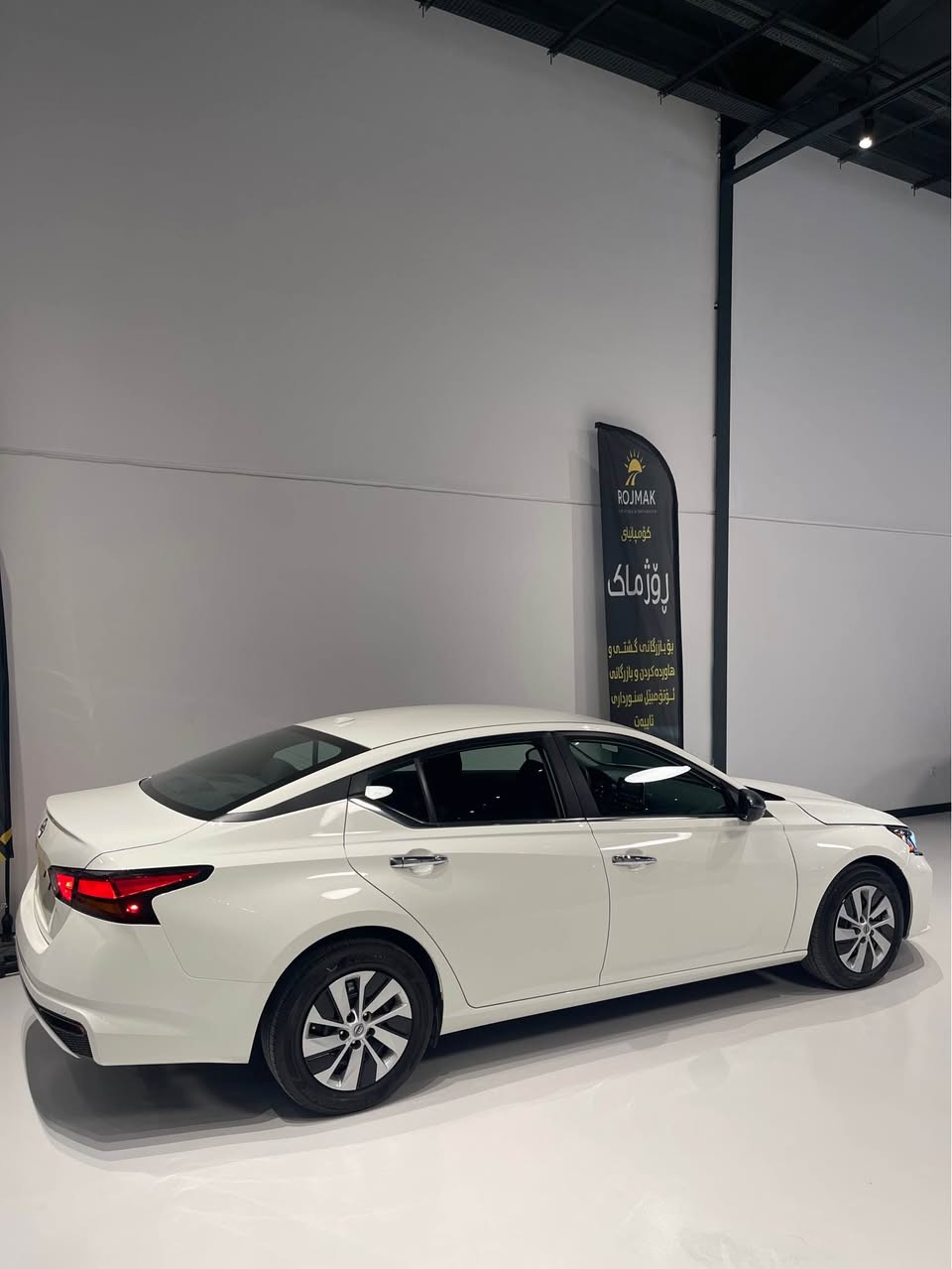 ئاڵتیما ٢٠٢٥ مواصفات S
سەیارەکە زۆر نمونەیە ٢ هەزار ڕۆشتووە
بەس بۆنیت بۆیاخە بەبێ ناوگرتن  
ئێرباگی بەس سوکان تەقیوە
ڕەقەم شانسیم داناوە - شوێن سلێمانی 

1N4BL4BV7SN327572

0770 190 2290
0750 122 0523 السليمانية, العراق
