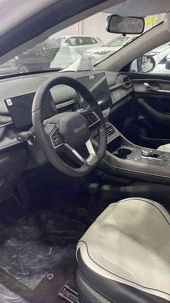 بي واي دي 2025
زيرو  وناسبه دستورير
غراضه كامله مكمله مع الكارت والشاحنه 

لايت زينون عدسه -ويل كروم -كشنات جلد تصميم رياضي -شاشه كبيره -كامره خلفيه -تبريد مركزي-عداد الكتروني -بك لايت ليد 
صفركيلومتر 
السعر رقم 1 رد تلقائي
***********
***********
