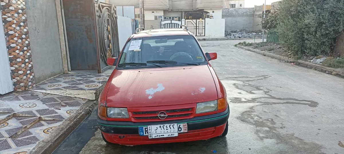 السلام عليكم استرا موديل 93محرك 16شرط طخم الورى والكدام جديد باتري جديد طخم تأيرات جديد السيارة جاهزة مكلف بل نشر 
***********
***********
