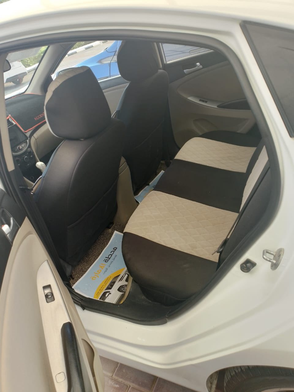 اكسنت خليجي موديل ١٦ السياره جديده حلوه رقم بغداد 
موصفات فتحه سلايت مكينه ١٦٠٠ مكينه والكير مكفولات الاتصال *********** ملاحضه اخوان مكلف بلنشر
