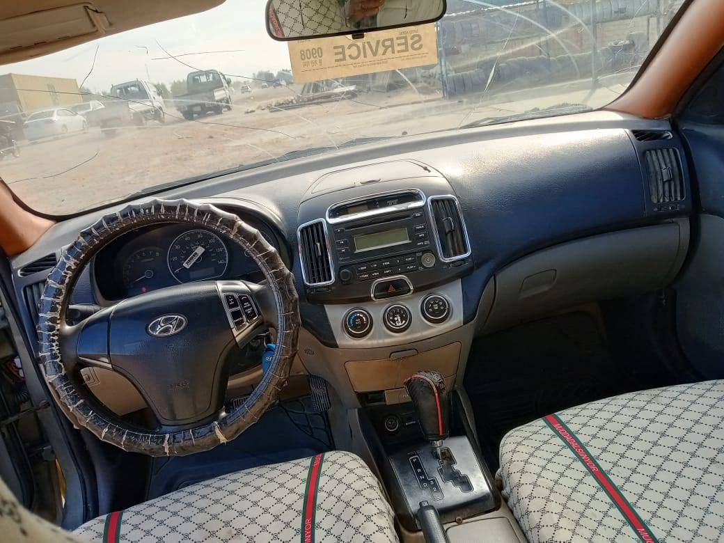 الانترا 2010 وارد أمريكي مكينه 2000 كير مكينه فول صدر وره وكدام كله جديد السياره بسمي سنويه 2029 عليها هيئه 150 اخوان السياره متجايه السعر 77 وبيها مجال 
(***********) اخوان مكلف بالنشر الخاص ماكو اتصل
