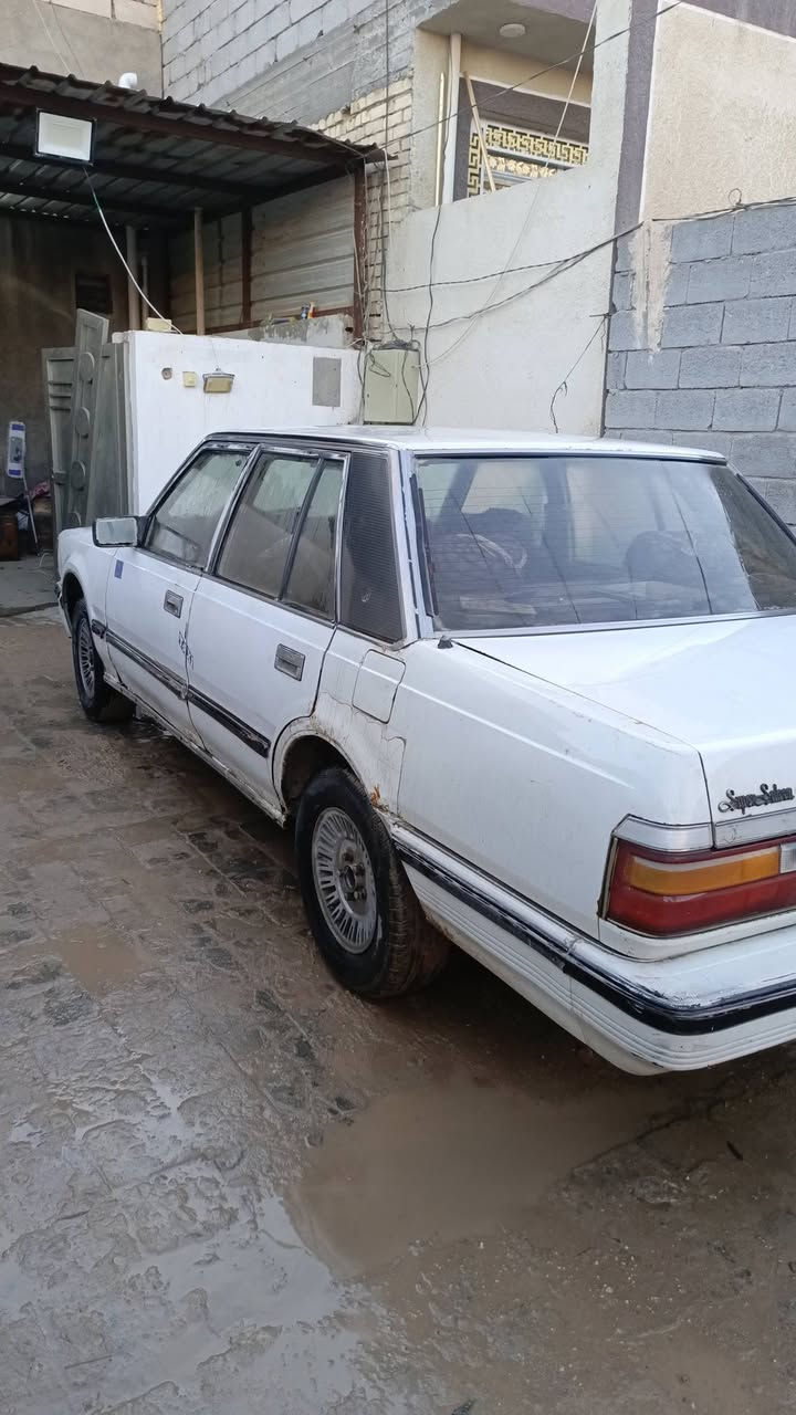 سوبر 86 محرك 6 سلندر رقم صاحب السيارة ***********
