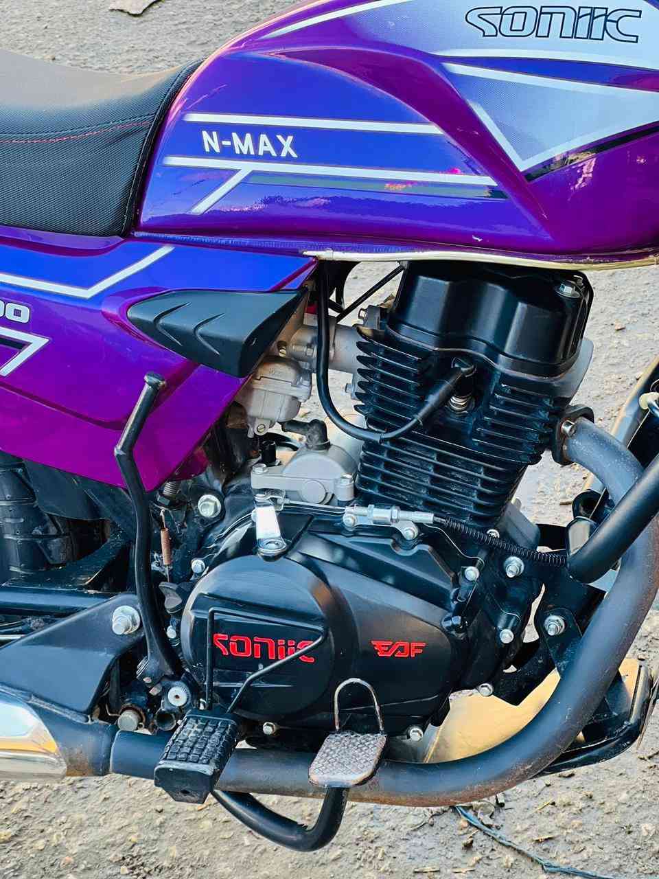 السلام عليكم دراجه سونك محرك 200s للبيع دراجه كير عكسي نمره ليجوه والباقي ليفوك دراجه موديل 25دراجه نضيفه كلشي شغال اوراق سكنر سويج سجينه السعر 
800اوبيها مجال الشراي يتصل ***********
عنوان بابل الحمزه الغربي
