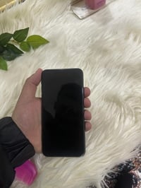 للبيع ايفون 11 برو ماكس ذاكره 64  بطاريه 70  الجهاز بلادي ممفتوح كلشي ...