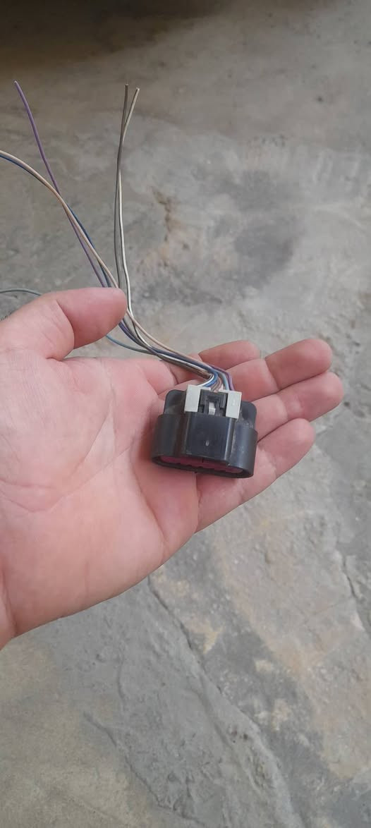 السلام عليكم غراض امبالا موديل  ٢٠١٠  مكاني كركوك وهذا رقمي ***********
١. عقل مال كصه سعره ٥٠ الف 
٢. فلتر شوته سعره ١٠ الف 
٣. فلتر كير سعره ١٠ الف  
٤. جبنه درايم شفت سعره ١٠ الف 
٥. فيشه سكليتر سعره ٥ الف
