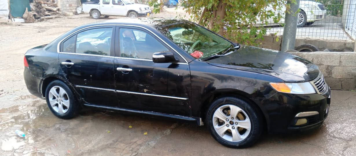 کیا لۆتس 2009 ،ڕەنگ ڕەش مەکینە 24 ئایپاد ،ئاوێنە ئیشارات ، سوکان ڤولیۆم یەک دوو پارچەی بۆیاخە،چوار تایەیی لۆک لۆکی لەژێرە سەدری لۆکە  شتێ جوان و پاک ،ماڵی فەقیرە نرخی 65 گەڵا و مەعامەلە ***********لەکەلارم،تەنها بۆ فرۆشتنە گۆڕینەوە ناکەم كالار, السليمانية
