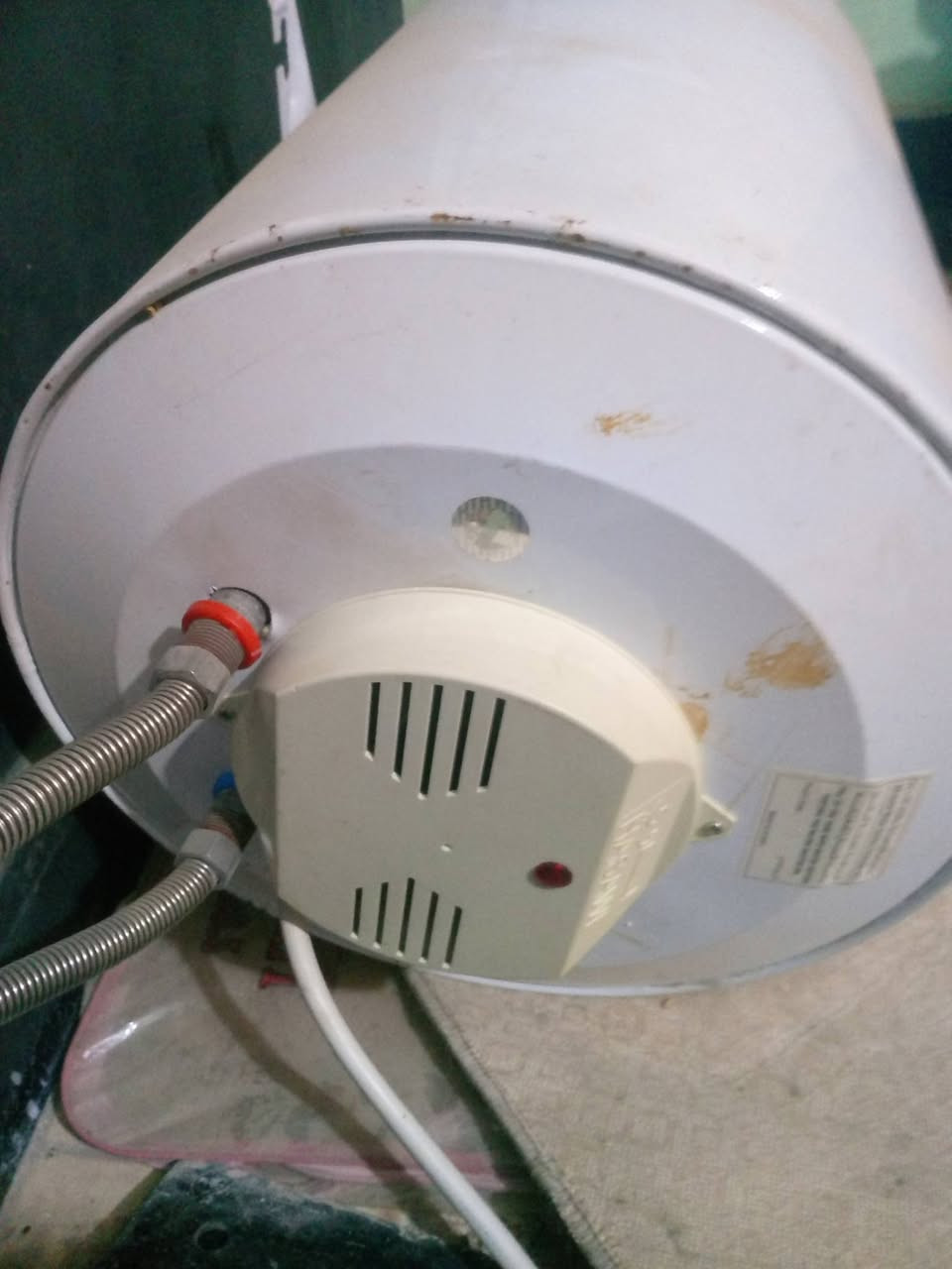 السلام عليكم سخان الحساوي الكويتي نضافه فول استعمال شهر تعليك الناصريه مركز السعر ٧٥ 
***********
