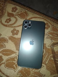 ايفون ١١ برو ماكس • مبدل بطاريه وشاشه • ايكلود ضايع