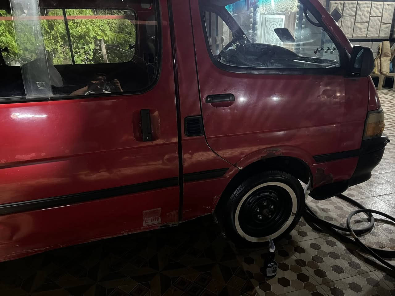 ‏سلام عليكم بوز موديل 93 مكينة غاز Bongo 2700
‏باتري جديد صدار زين سياره حلوه مابيهه ضربه سنويه صاقطه 
صار شهر ديالي شهربانً سعر 40 وبيهه مجال 
***********
