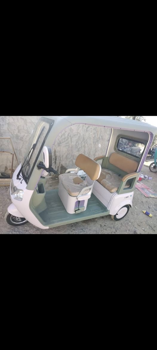 تكتك شحن للبيع الحجم الكبير موديل 25 مستعمل شي قليل جديد بعده شركه سايج ستعمال شخصي نضيفه كلش  التواصل 0751096 5091   ***********
