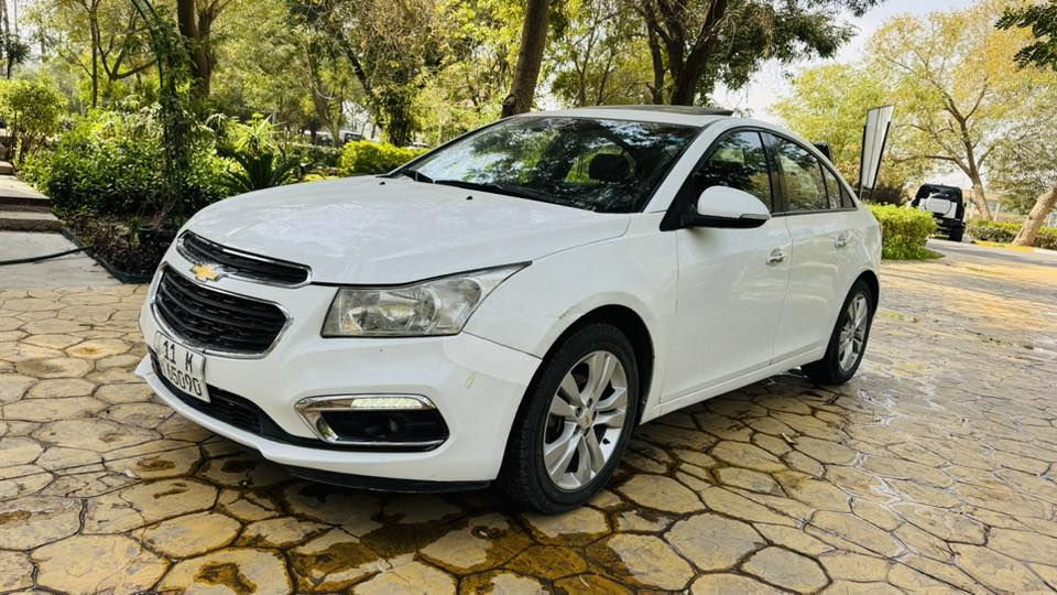 كروز 16 خليجي فول مواصفات بصمة تشغيل وابواب + مكينة 1800 مكفولة+ بيها صبغ 3 قطع بدون دواخل بدون ايرباك نفس القطع مصلحه + ماشية 136الف 
رقم وسنوية وهزه كاملة سياره بدون نقص
السعر ( 86$ )
بغداد الكرخ 
***********
