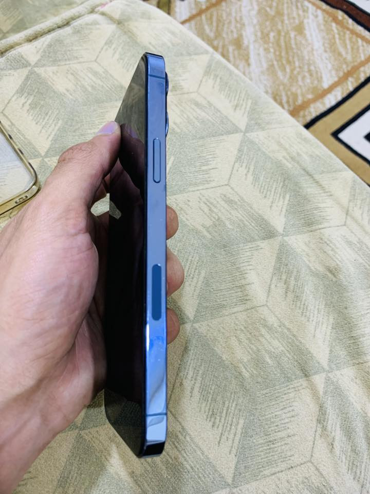 السلام عليكم
ايفون 13برو ماكس بحري
ذاكره 256
نضافته100‎%‎ ولا شخطه بيه 
بطاريه96‎%‎
بيه ظهر مفطر ومغلف
استفسار اتصال فقط
***********
