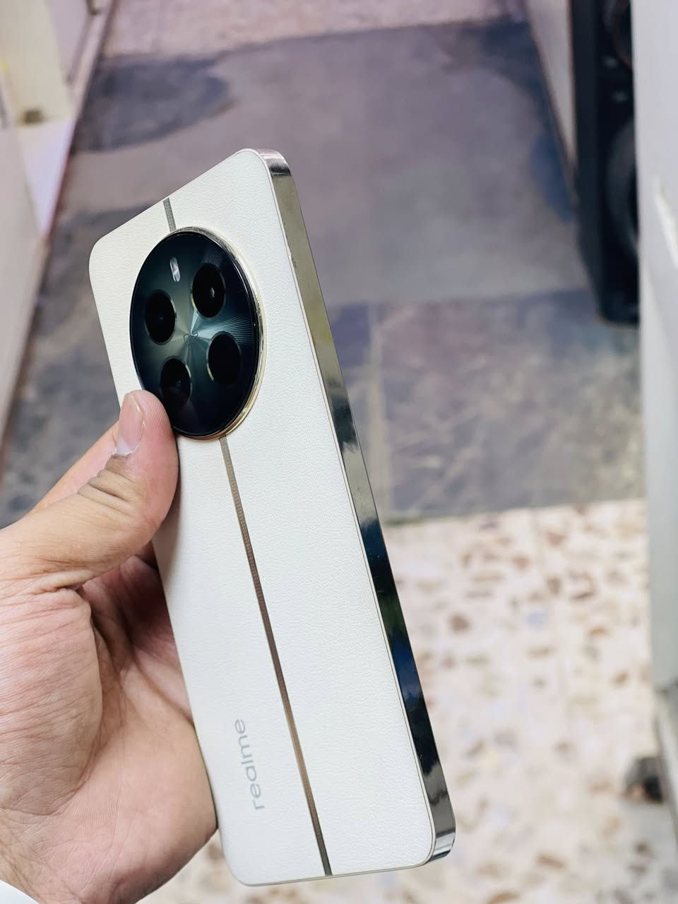 ريلمي 12 بلاص 5g
ذاكره 512 وعشوائيه 12 

العاب فول بيجي يشغل 120 فريم 

كامل ملحقاته سعر 325 

مكاني📍 كربلاء حي العامل سوق الاخير 

رقم مبايل *********** 

بي واتساب 🤗

