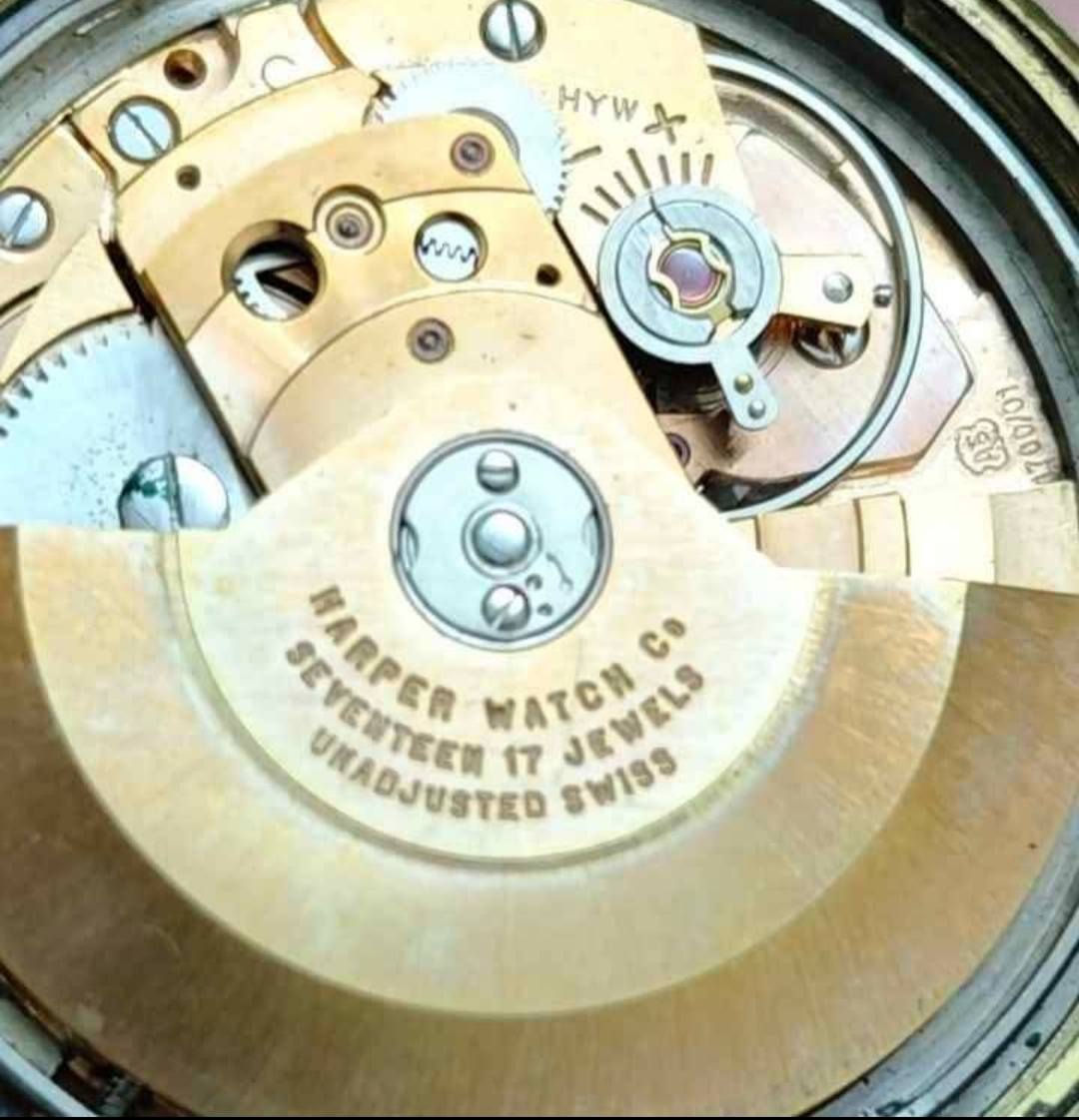 السلام علیکم اخوتي محتاج والله ورايد ابيع هاي الساعة 
ساعە من مارکة كوریكت سویسری خمسينات اصلی للبیع. مكینه اوتوماتیك 17 حجر. فنتج قدیم. منفذ یومی. طلاء ذهب. نضیف و شغال مضبوط. قطر 35 مع زمبلك ، قيمو بما يرضي الله للعلم انا اجتني هديه قبل سنوات واسأذنت من صاحب الهديه ونشرتها لأن محتاج والله يرزق الجميع أن شاء الله ،

مكاني ميسان 💐


**إذا كنت صاحب هذا الإعلان وتريد حذفه لأي سبب، رجاءا أرسل رسالة إلى الدعم الفني**