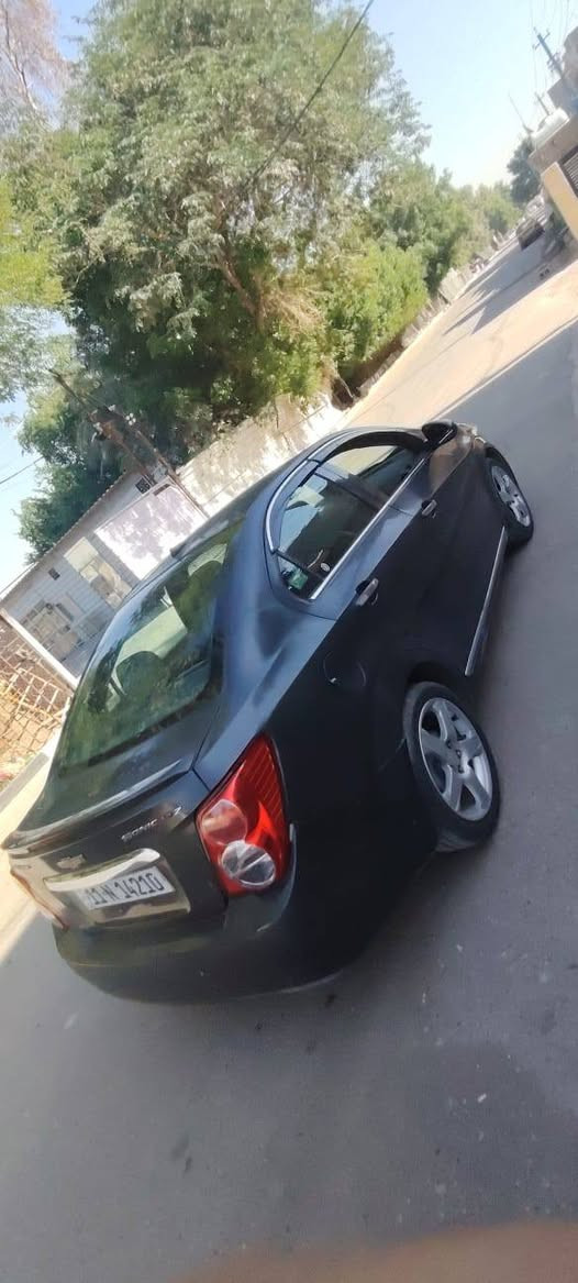 شوفرليت سونيك فئة الرياضي LTZ موديل 2013 مواصفات لايت ثلجي عالي ناصي تحكم مري تحكم ستيرن كامل كشنات جلد تدفئه السياره جدآ نضيفه وحلوه رقم جديد الدولي بغداد بأسمي السعر 70 وبيه مجال بسيط رقم الهاتف ***********
