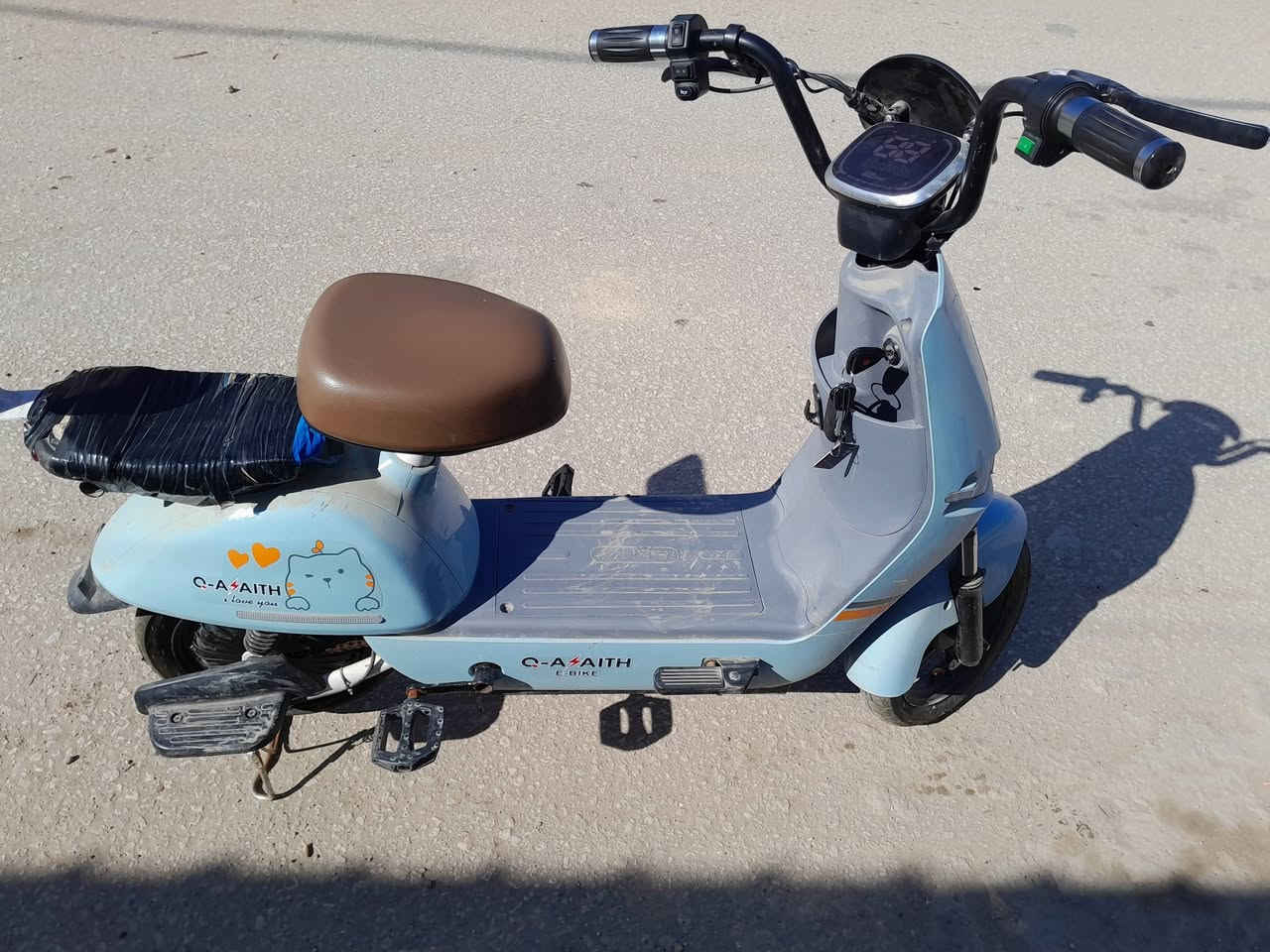 السلام عليكم شباب بايسكل شحن
موديل 2026بايسكل كله جديد بطاريات جديده ومكفوله فقط التاير بنجر السعر 275 العنوان كربلاء العطيشي رقم الهاتف ***********
