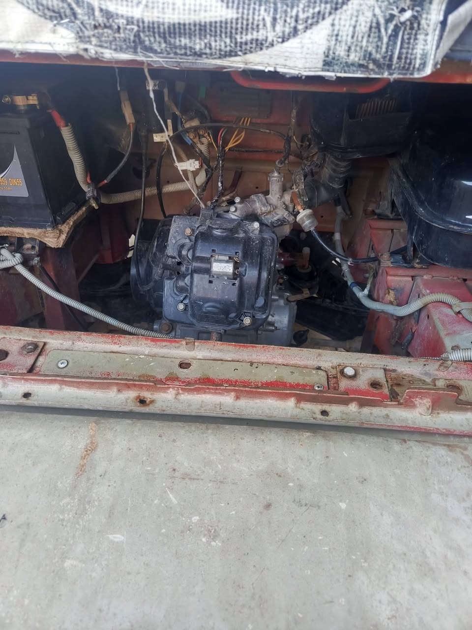 السلام عليكم تكتك بياجو موديل 21. مكينه محوره تيفس اوراق اصوليه وكامله بس تروح ترقم السعر مليونين و750 وبيهه مجال مكاني بابل الاسكندريه  ***********
