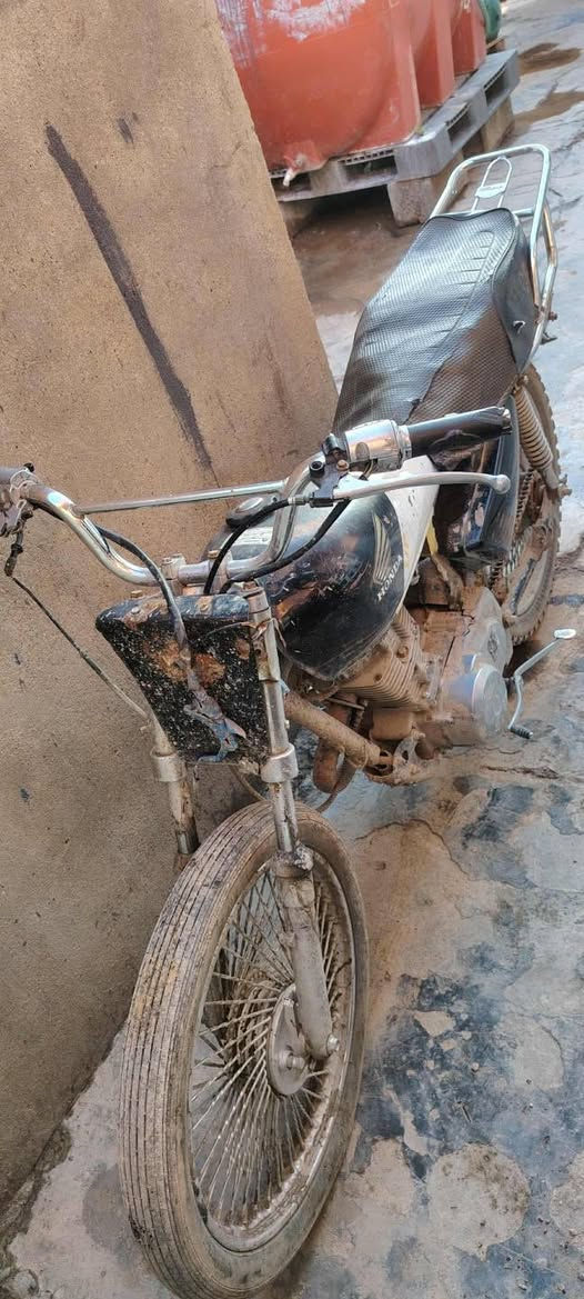 آلُـۜسـۨۚ(✋)ــِۖلُأمٌ ؏ـليۜـ(💜)ـكـۜم وݛحـٍّْـٍّْ⁽😘₎ـٍّْمهہ الًـًٍۖـٍـٍۖ(☝)ٍۖـًٍٍٍّـًٍلۖهًٍۖۂ وبـۗـۗـۗـۗـۗـۗركۧۧــۧۧۧۧۧـۗـۗ(ۗ😇)ـۗـۗاتهۂ 
اخواني ماطور اربع كير للبيع موديل 2017ماطور كامل شغال بس  بخار محرك شغال كامل 
السعر 160بيه مجال 
السكن سليمان بيك 
رقم مبايل ***********
