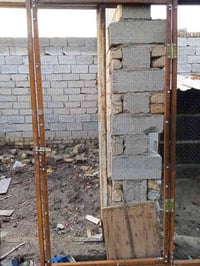 واجهيتين للبيع مثل ما واضحات بالتصوير وحده بيه شرك وباب وكامله و الثان...